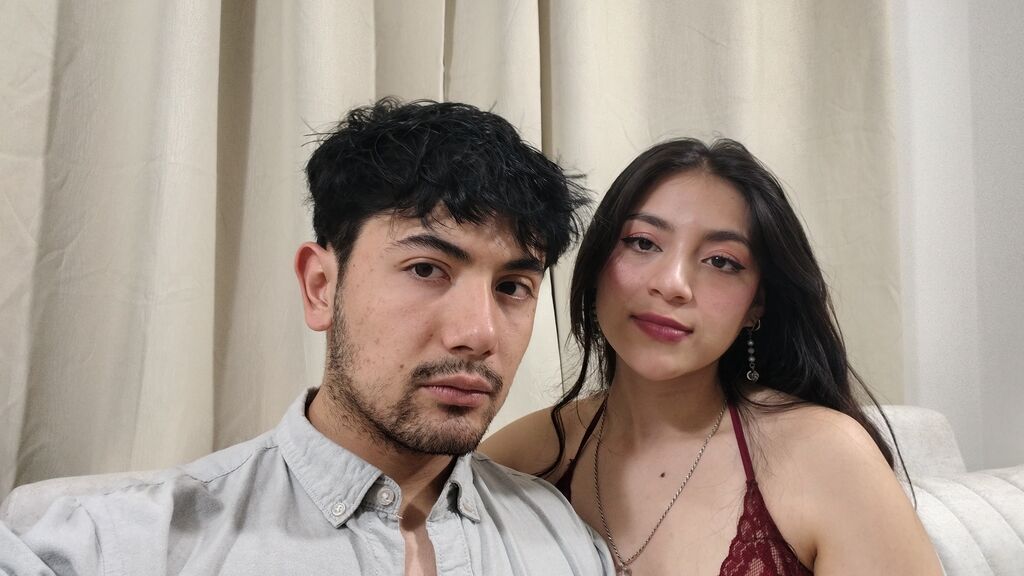 MaxAndSara cover