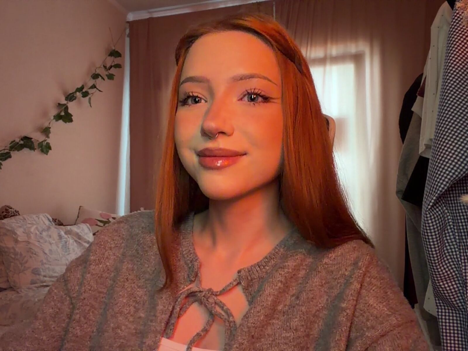 Live cam for DianniLinell