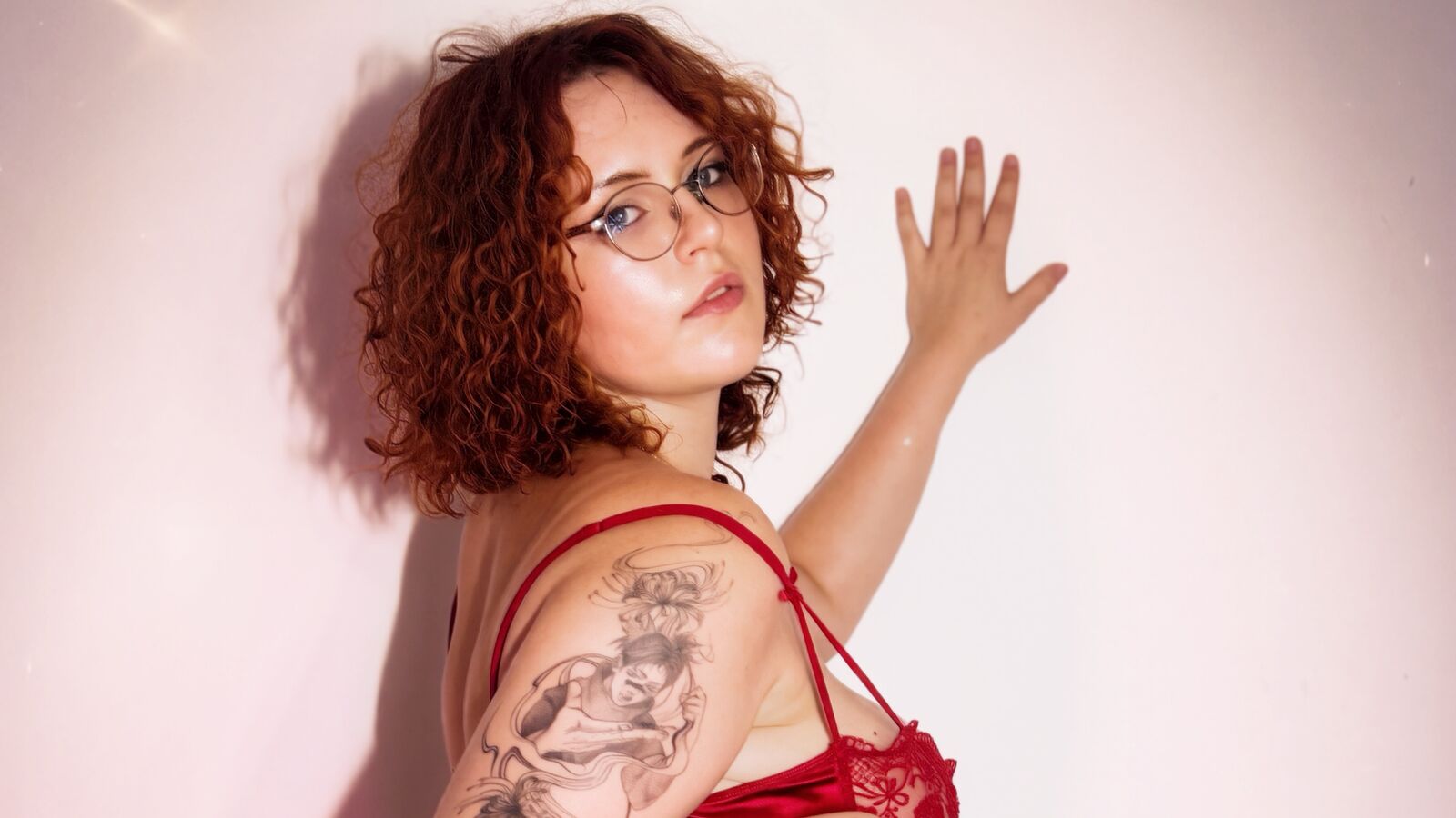 AmeliaRadke glamour portrait