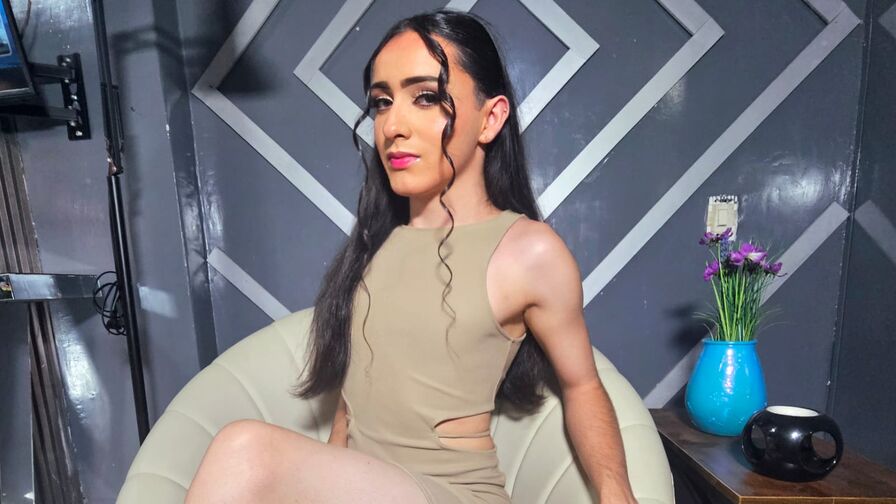 IvonyGiselle live cam model