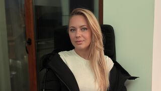 AnyaLior Live Webcam on LiveJasmin