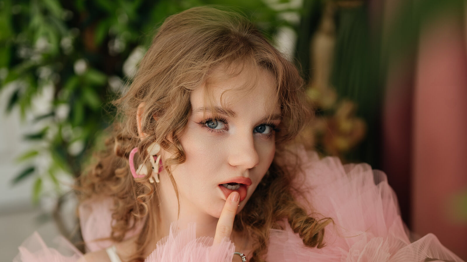 ChloeMillis erotic portrait