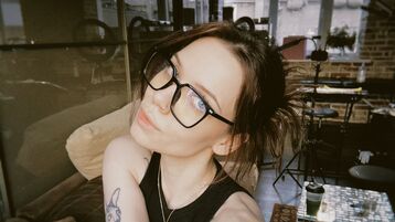 MagicalChloe webcam show