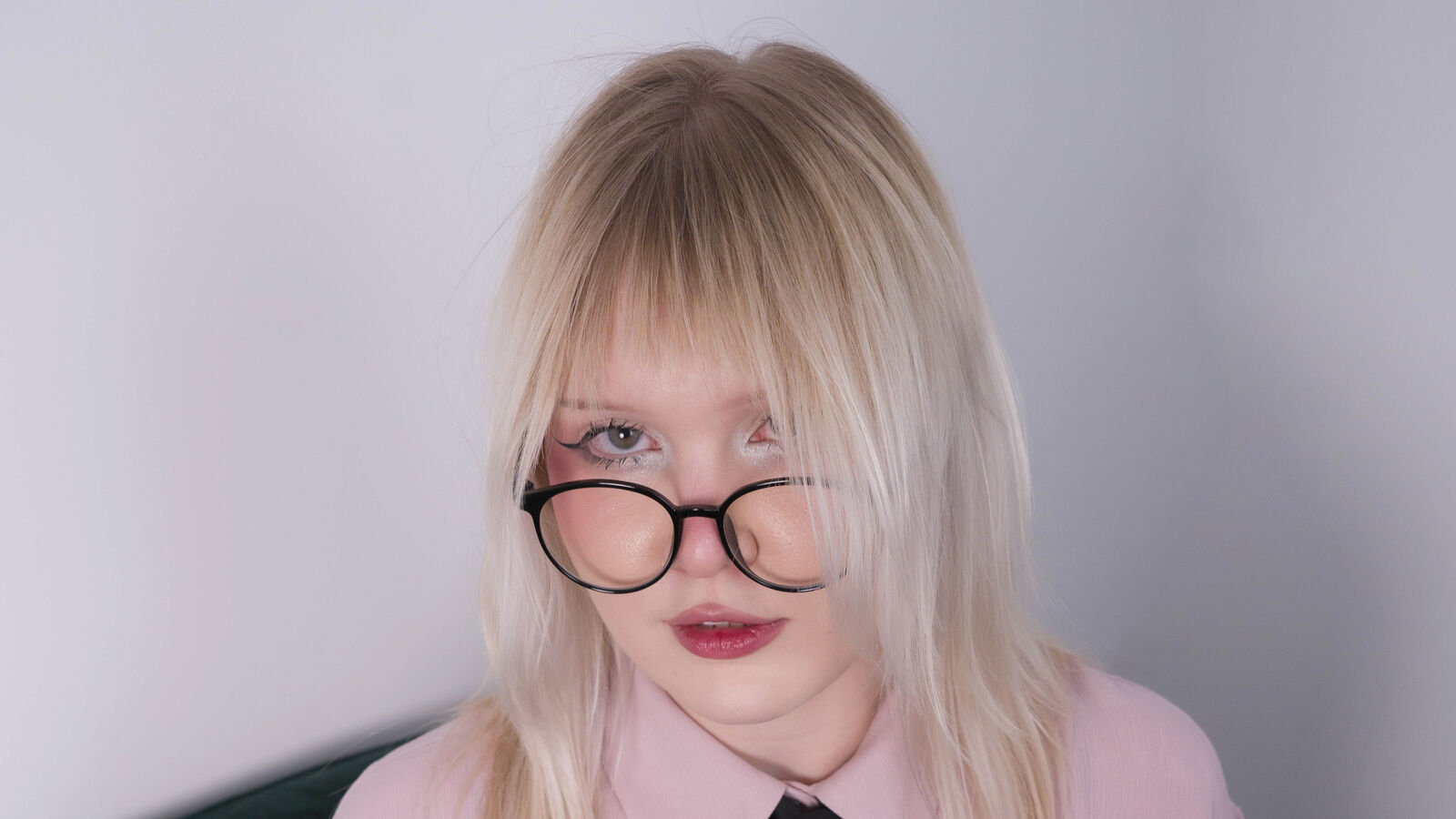 MaryMuir glamour portrait