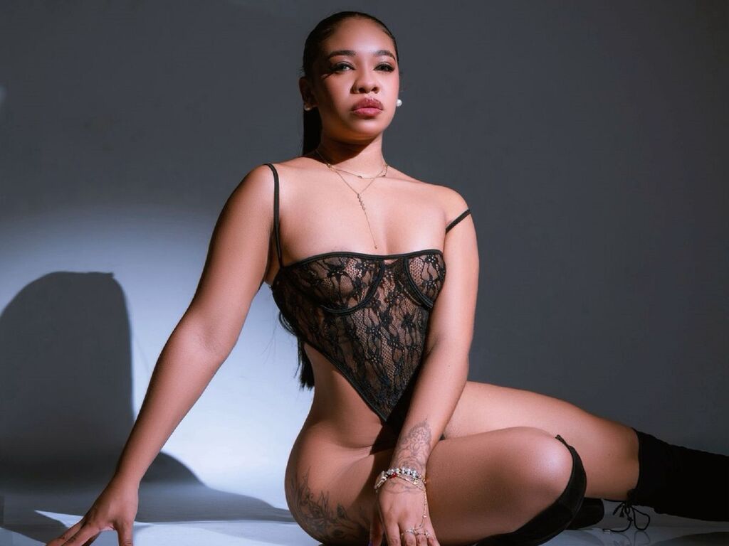 MayaBranson private cam profile image