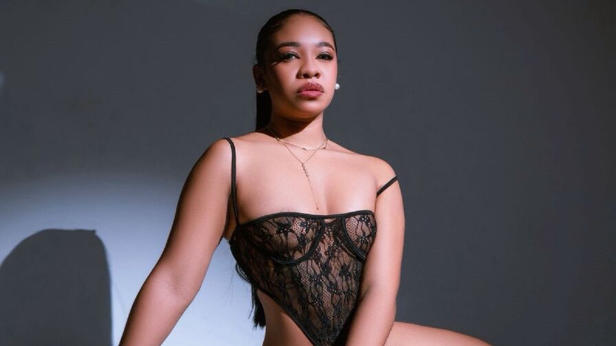 Free Naked MayaBranson