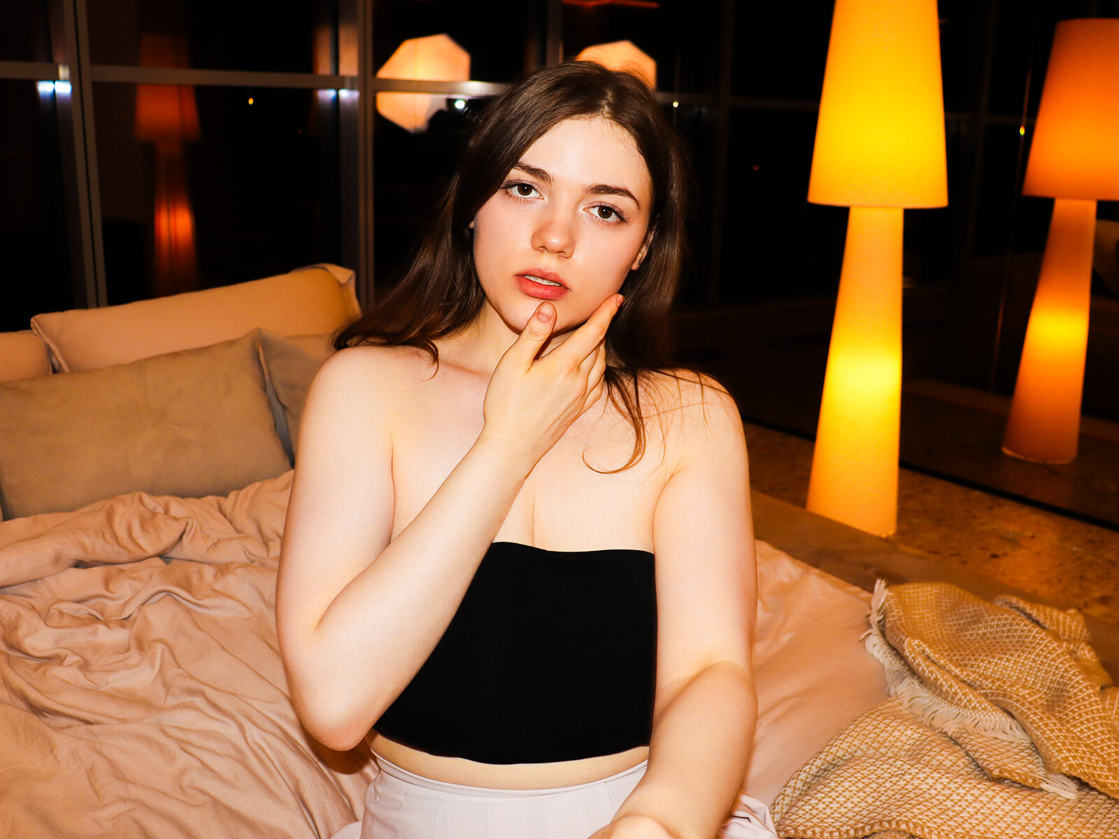 Live cam for KaileySummer