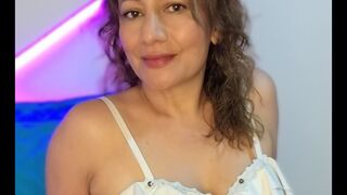 AmalGonzalez Live Webcam on LiveJasmin