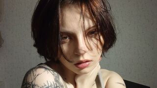 Free Nude CaitlinOlthoff