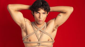 EnzoHunter webcam show