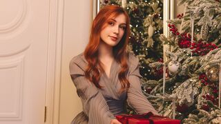 Free Nude PollyHuman