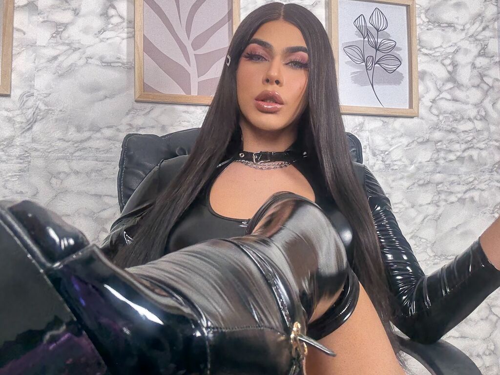 ElizaValentine Nackt