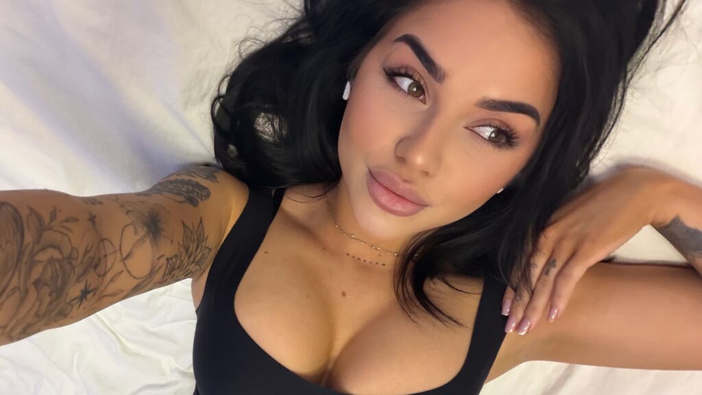  online at GirlsOfJasmin