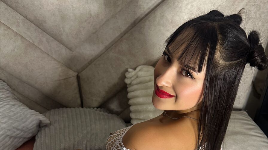 VIP Live Sex Chat with MaddieFury
