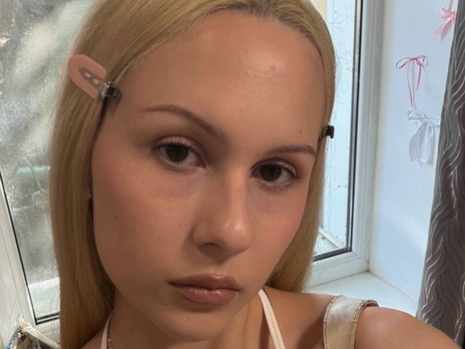 Live cam for CrystalSymes