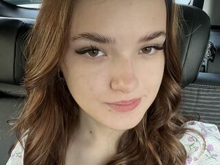 VIVO.webcam BellaSweat (18) girl with normal breasts