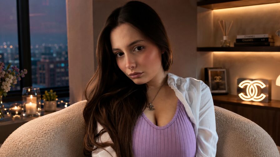 Watch EmmyGallagher live on Sex Girls Blend