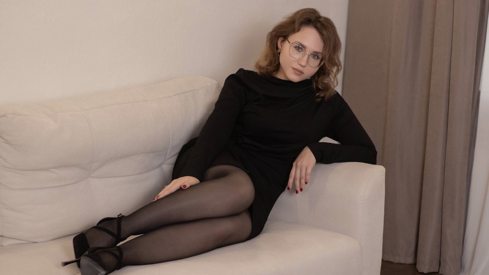 TeresaMattel erotic portrait