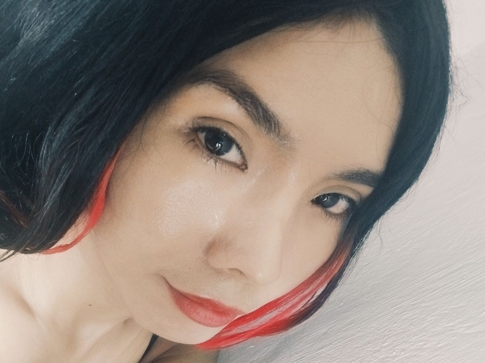 Live cam for Angelwatson