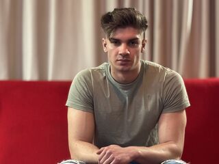 MaxKaiden - LiveJasmin Teen Dirtytalk Oilshow Boy 