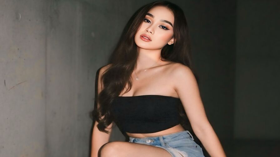 Watch MariposaCedar live on Fleur Mature