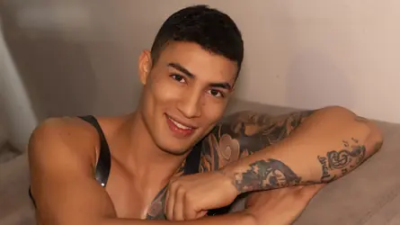 AngellAdams's chat room