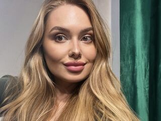 AnnaLunas Porn Show