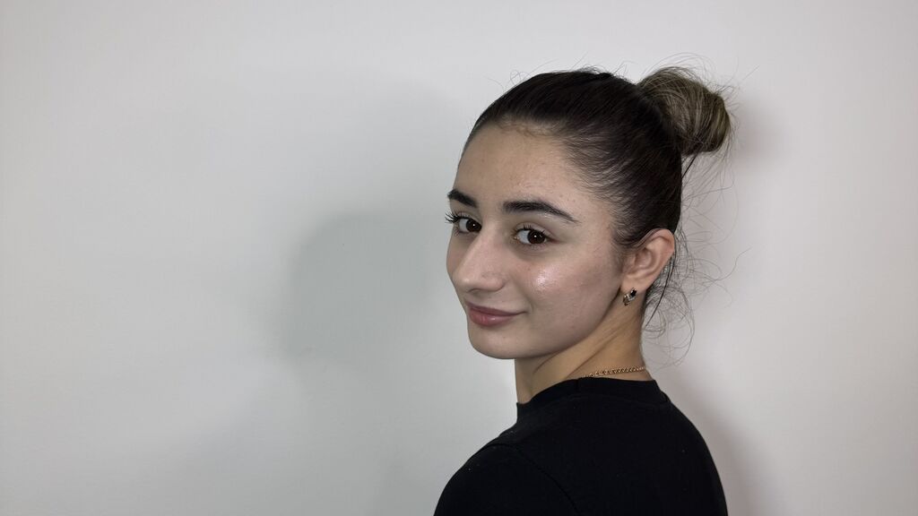 LiaDahlem online on GirlsOfJasmin