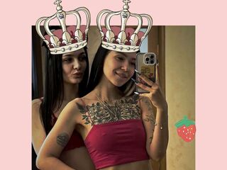 EdwinaAndPortia's live cam