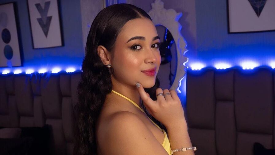 VIP Live Sex Chat with DannaVeelez