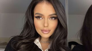 JasmineHille Live Webcam on LiveJasmin