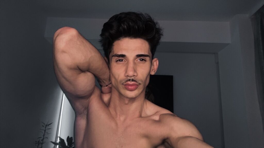 DanielStars live cam and statistics on UnifiedCams