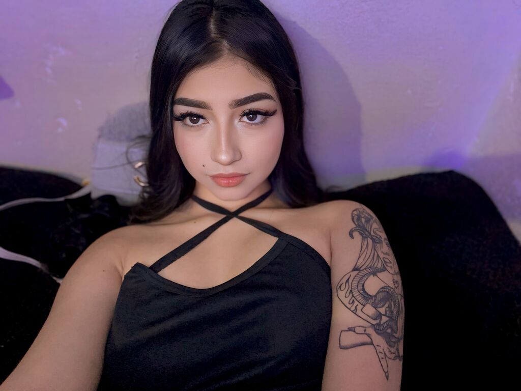 Bella Channel bisexual female escort, call girl, courtesan, sex worker