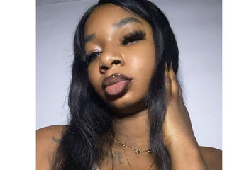 Ebony cam girl BellaPeter on cam, pictured as of 2026-29-10
