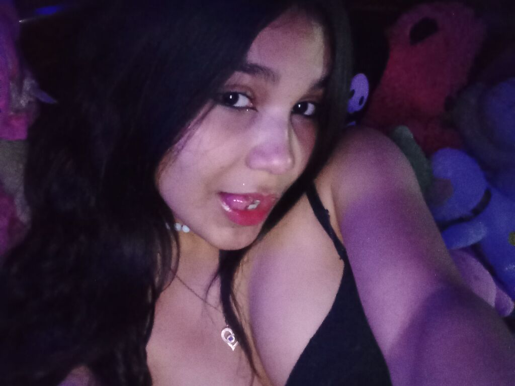 EvaAlmo