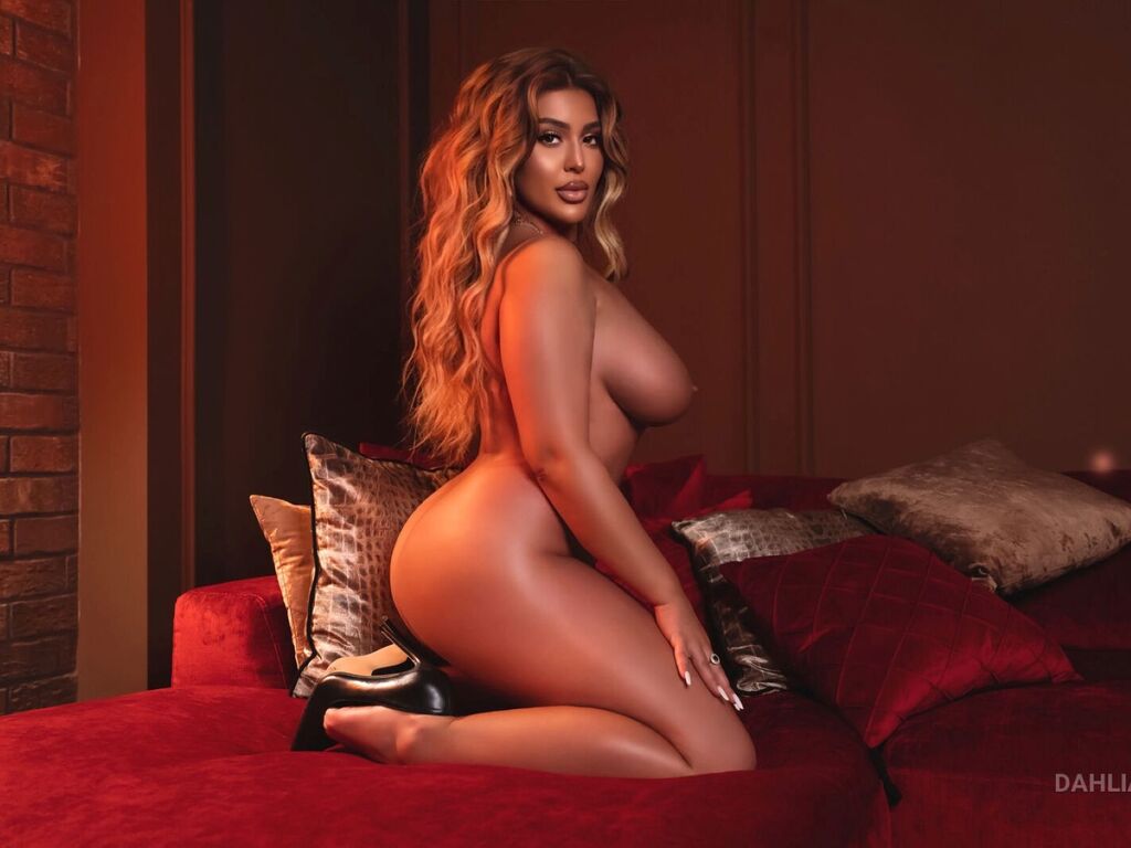 DahliaRains