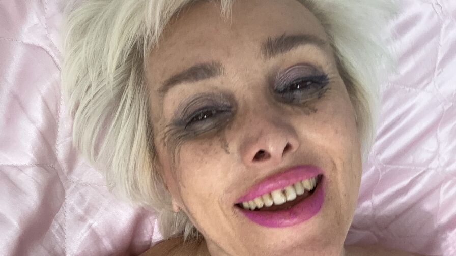 LiliannaSmith Live Sex Chat at City Lanz