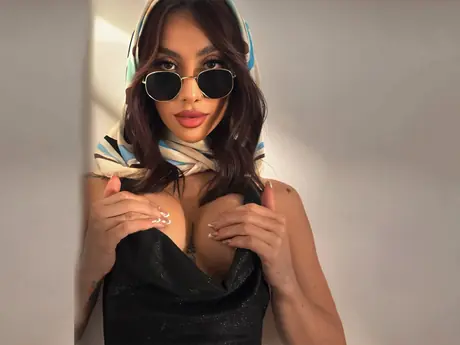 Chat with PaulinaColucci