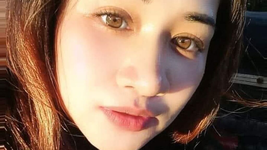 TrishaTrot online on GirlsOfJasmin