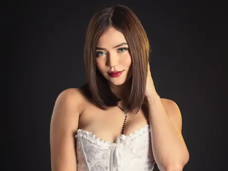 Chat with ClarissaMorreti