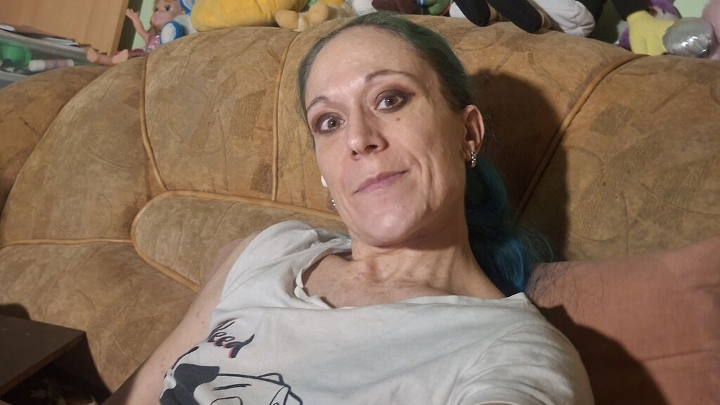 RamonikaAlice online cam on GirlsOfJasmin