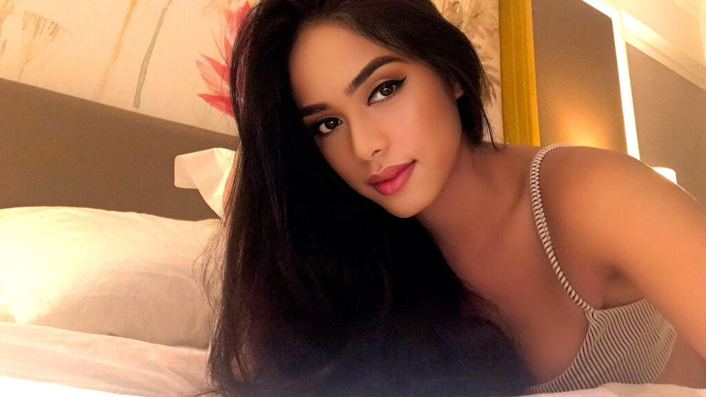 CaraCortis's profile from LiveJasmin at BoysOfJasmin'