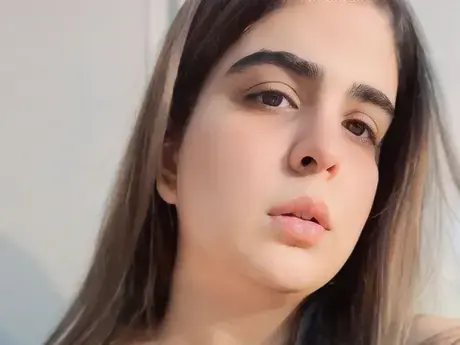 Chat with ZaraDani