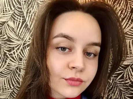 Chat with LorettaDunnell