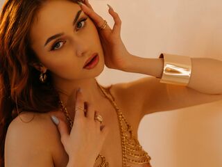 chat on live NellySimpson