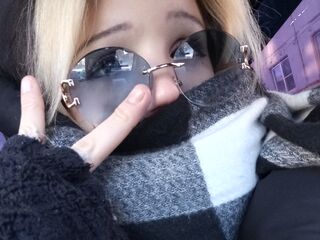 hot striptease YunaKis