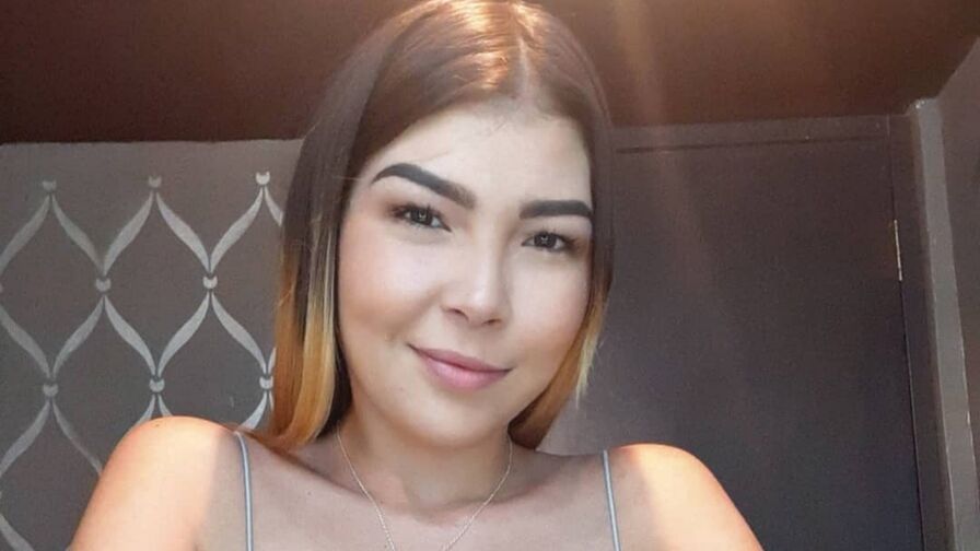 AlisonCaroline – Female | Verdance Blog