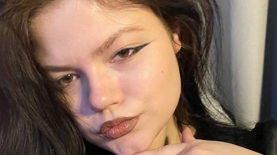 Free Naked RavenGraves