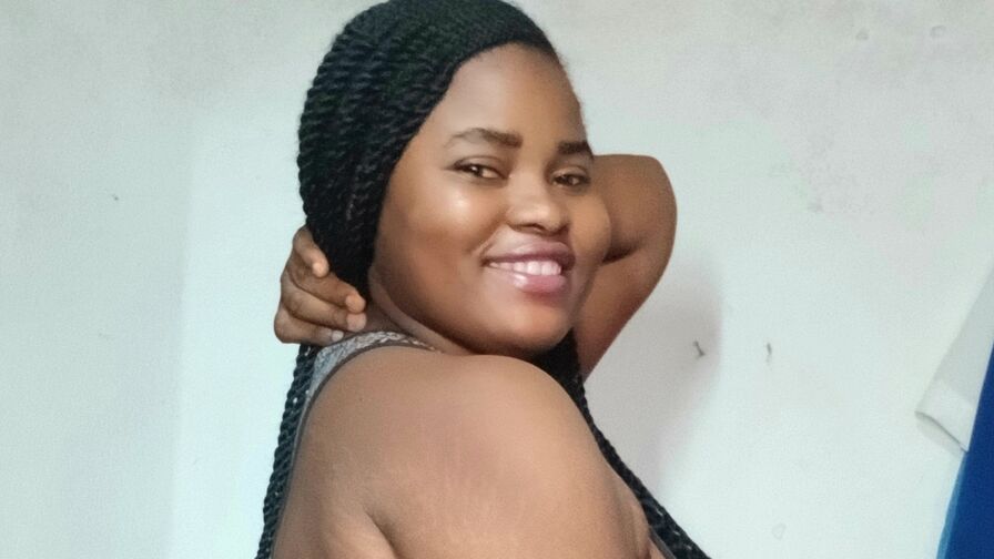 Watch LissaRichard live on Fleur Mature