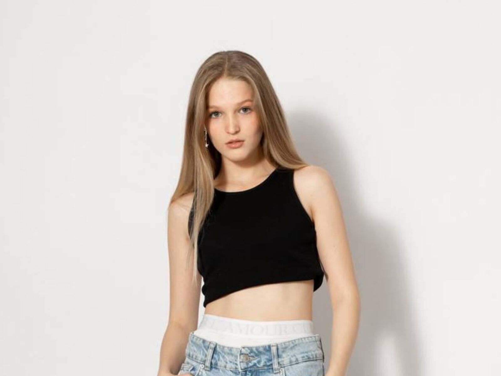 Live cam for LaurenaShultz